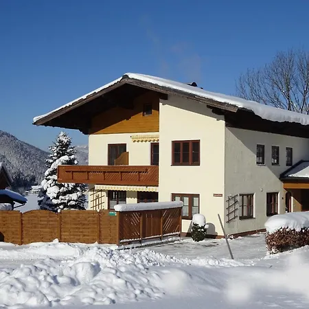 Apartment Haus Dreier *